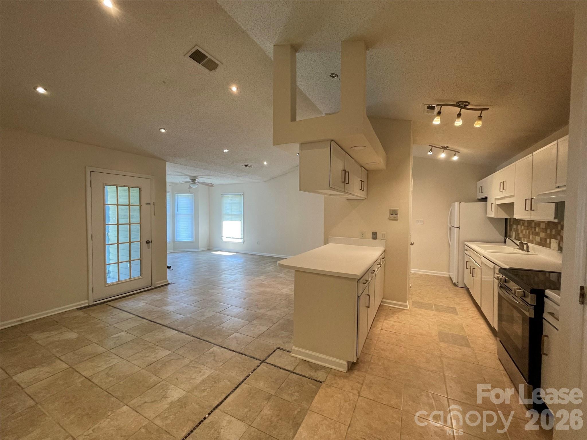 7368 Rose Terrace Court