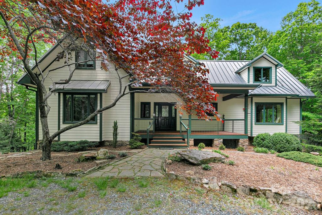 40 Walnut Ridge Circle, Brevard