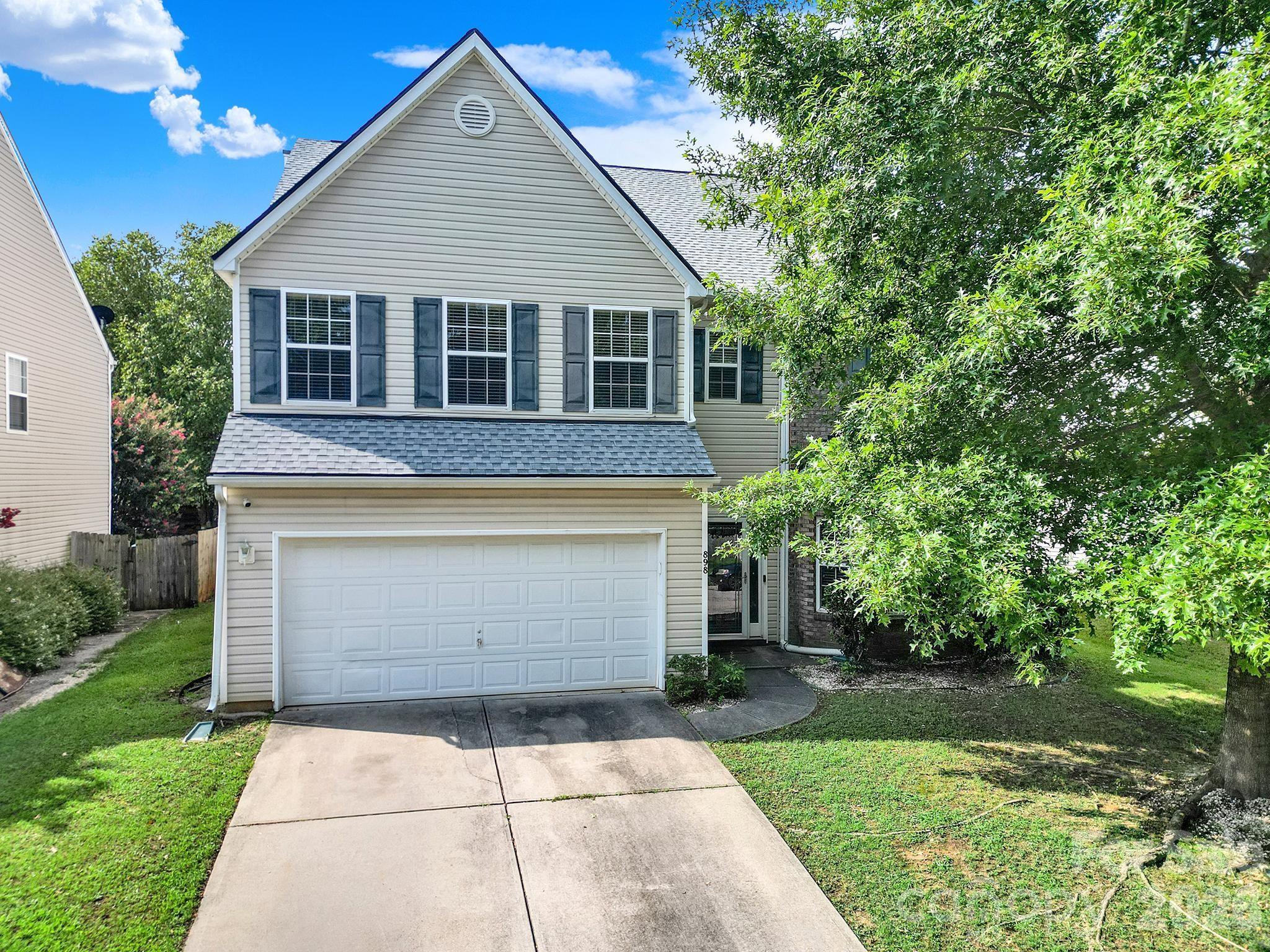 898 Coach House Court
