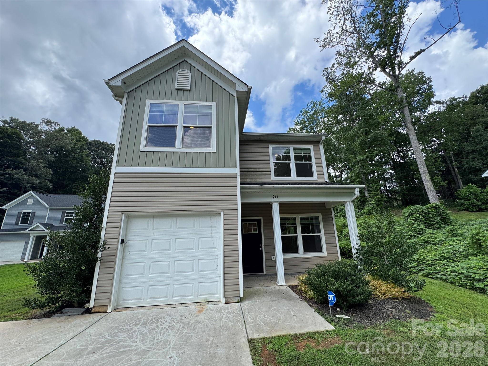 244 Valleybrook Lane