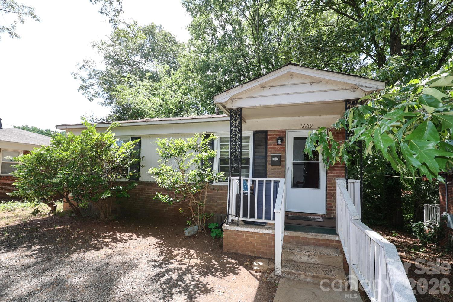 1609 Maribel Avenue