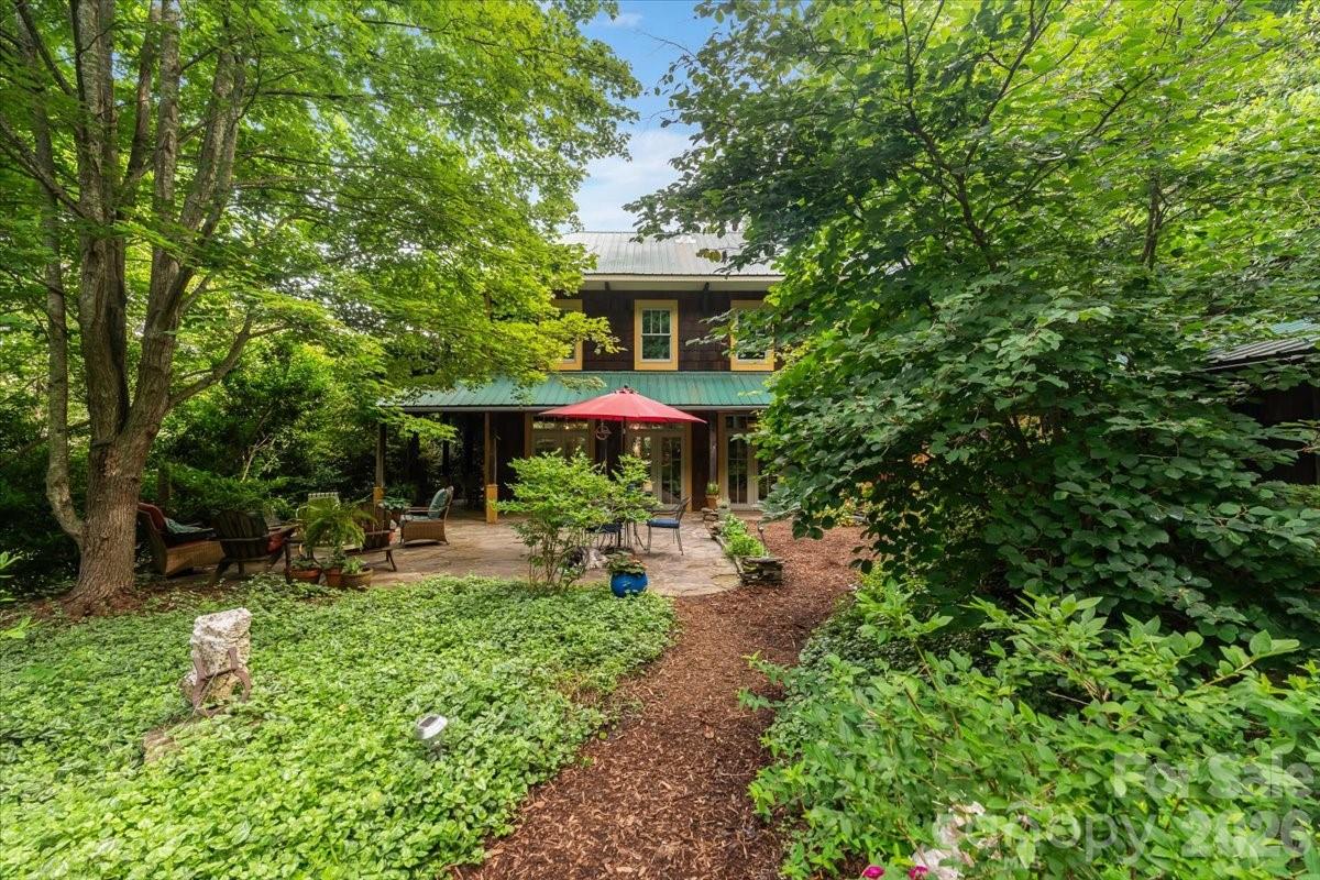 128 Barnet Mountain Drive