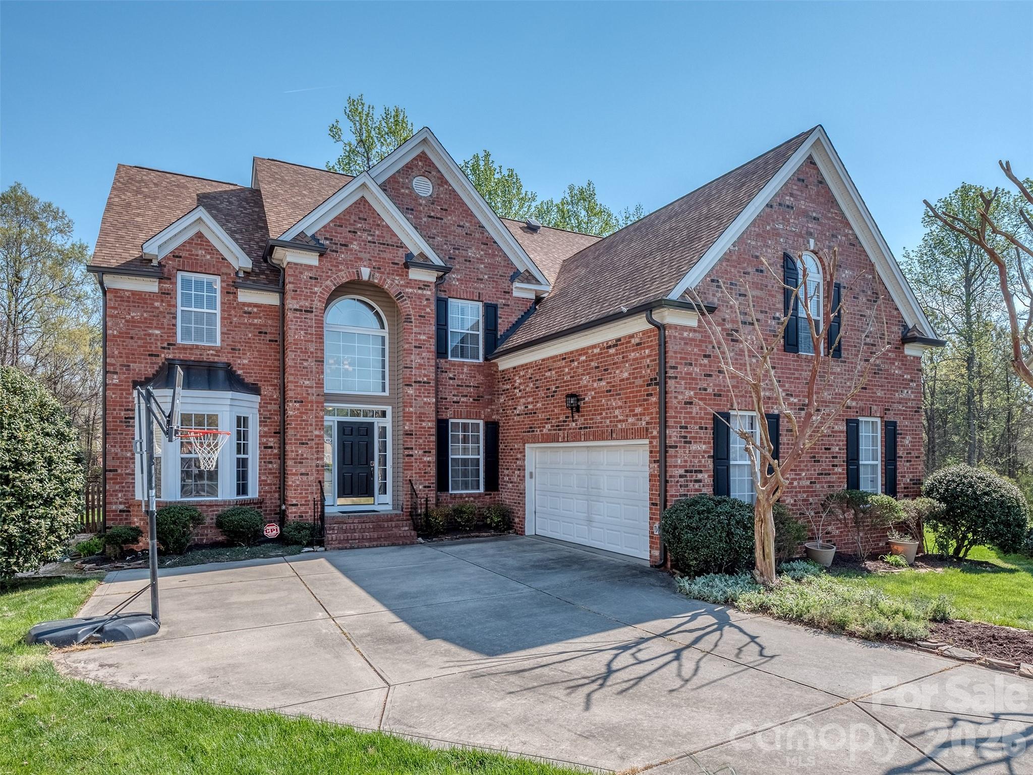 12103 Crescent Run Court