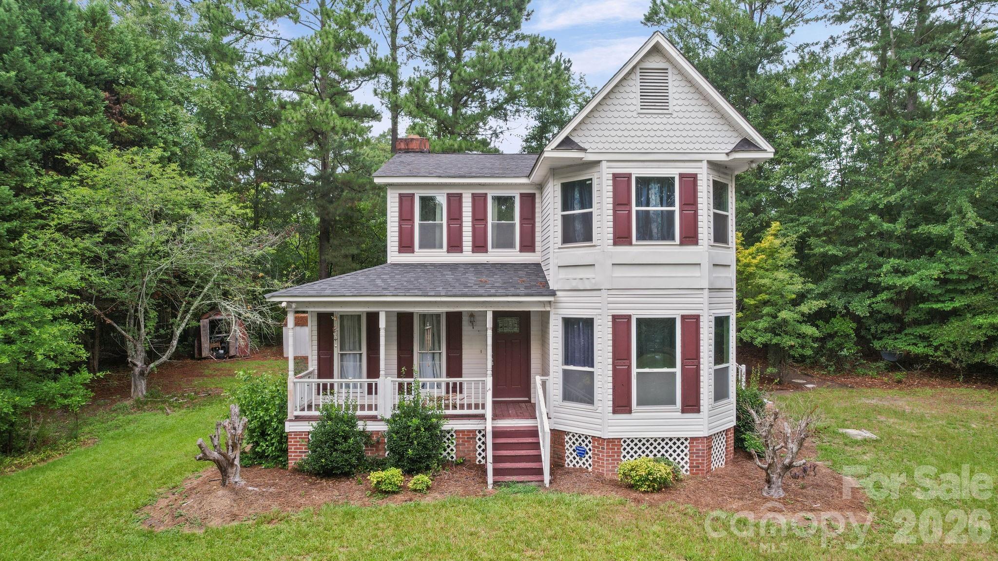 261 Lakeside Drive