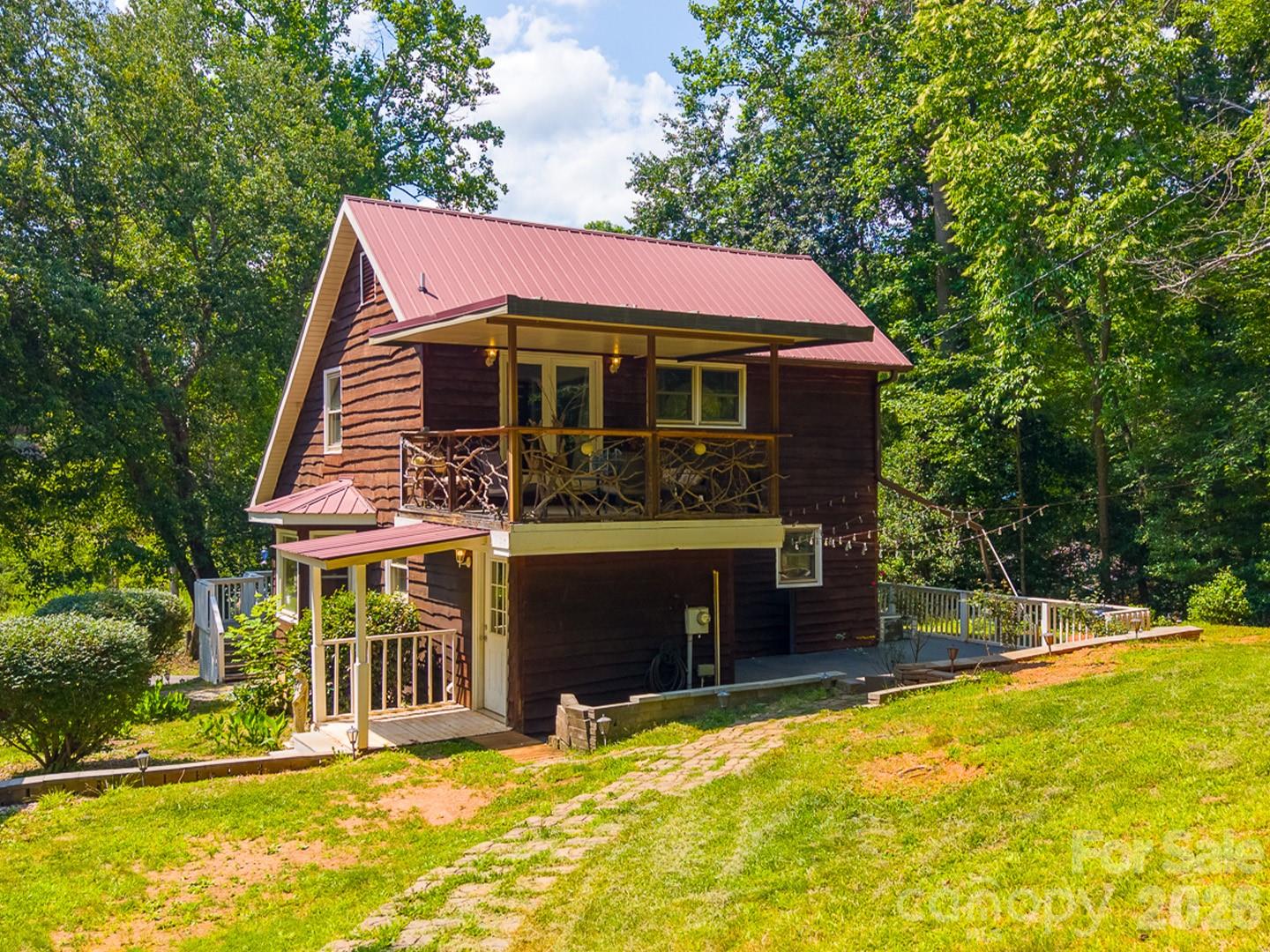 26 Cowee Woods Court