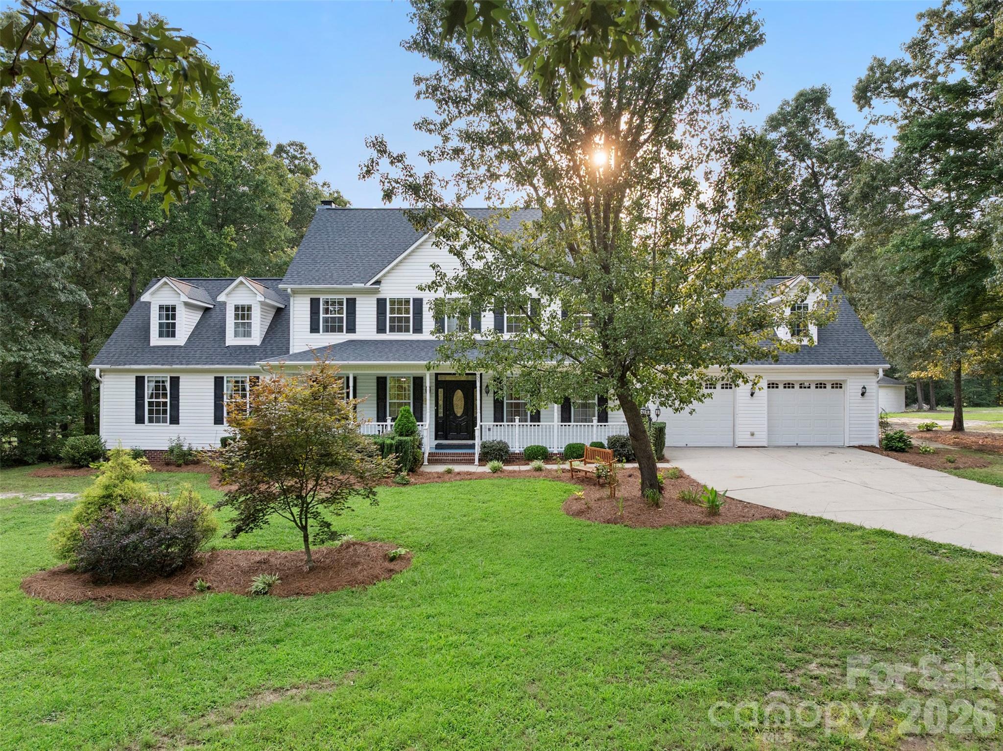 7233 Ridge Road