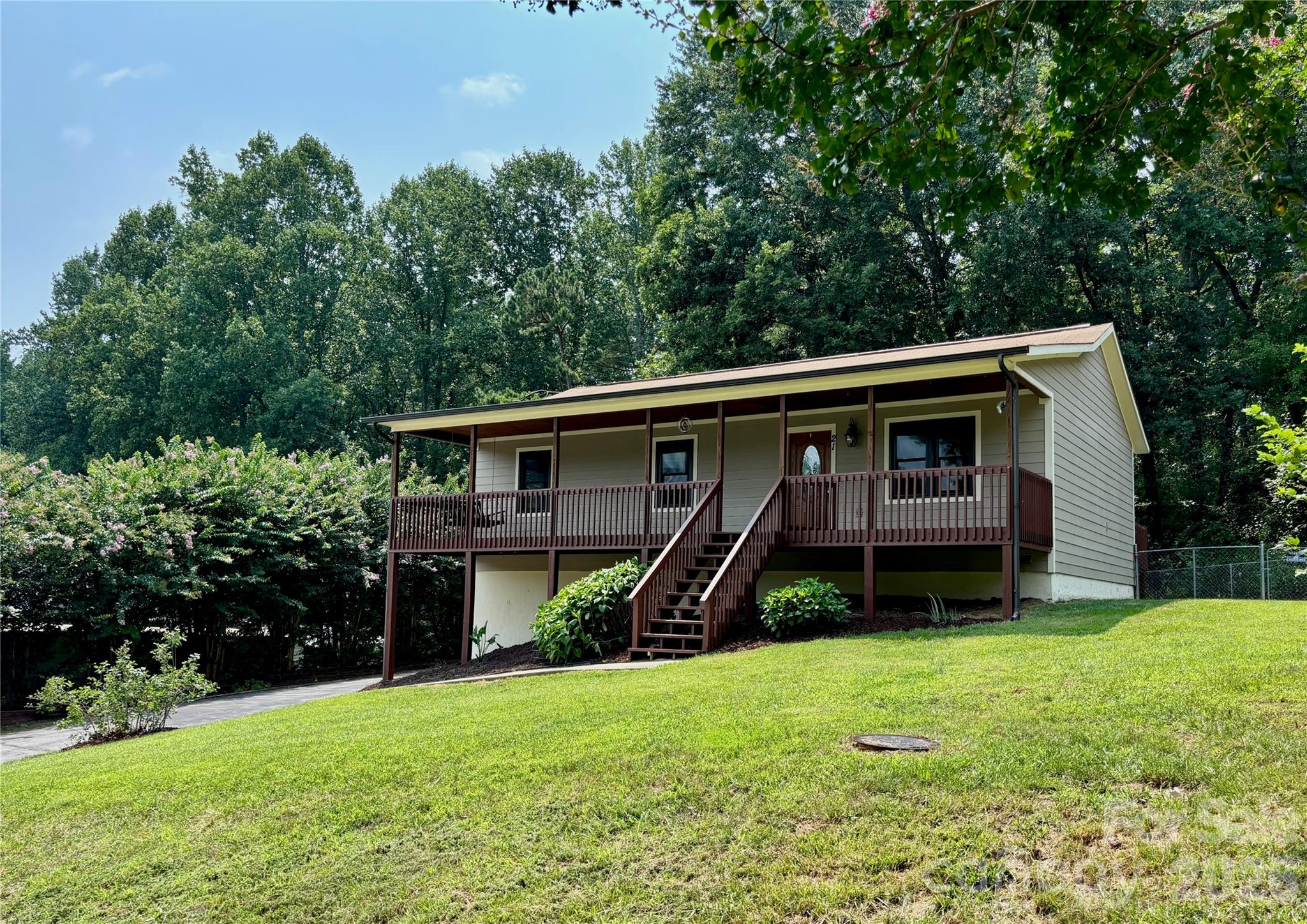 21 Ashwood Drive