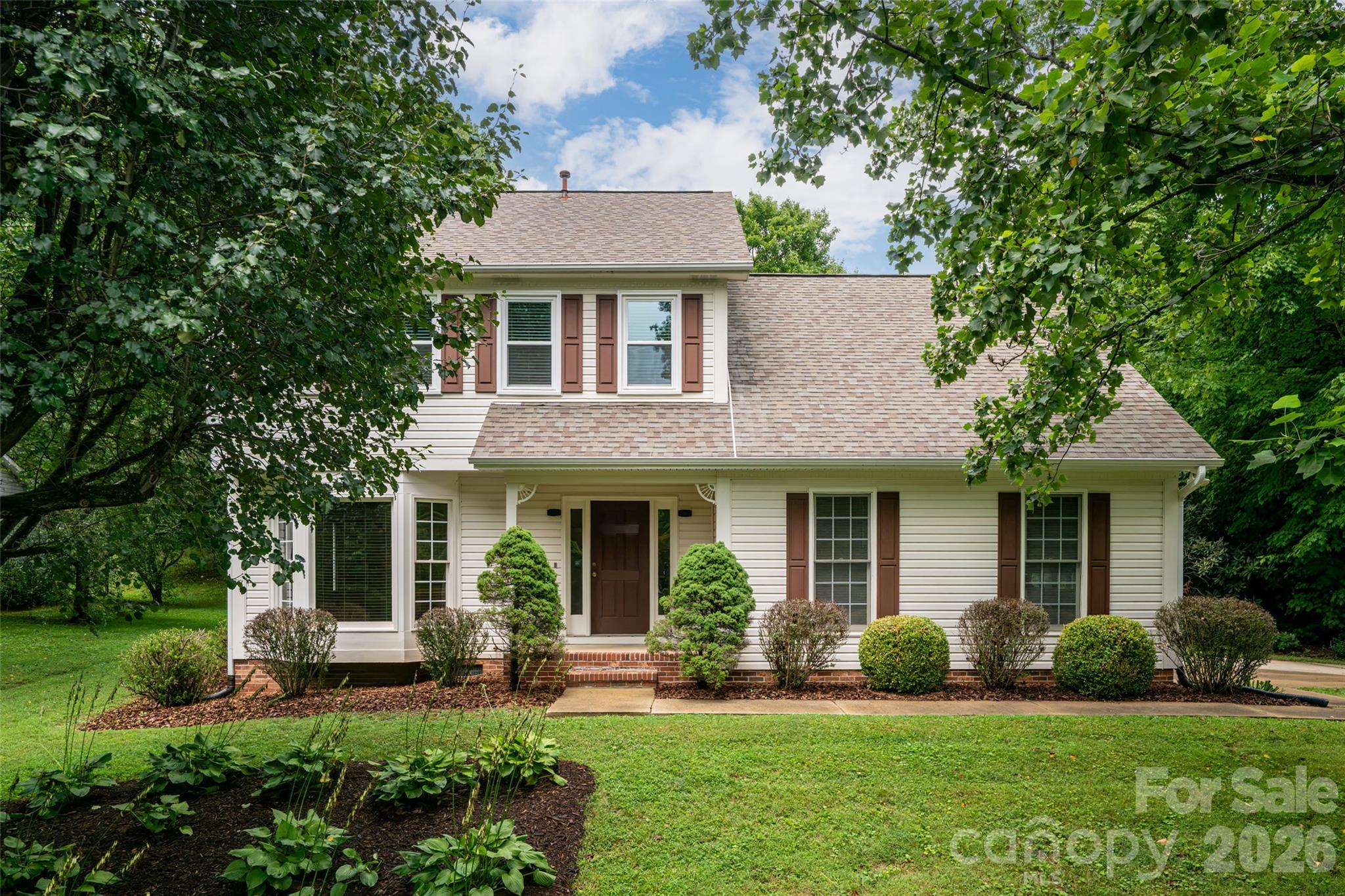 204 Windsor Forest Circle
