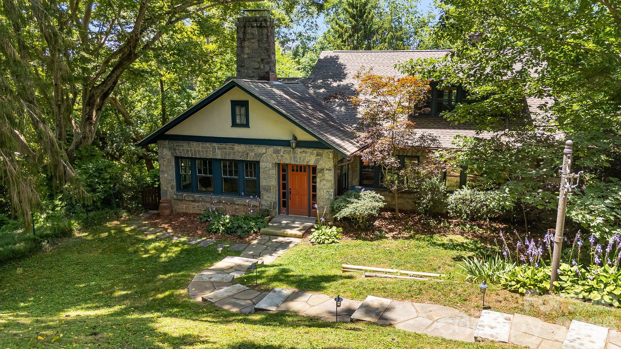 25 Saint Dunstans Circle
