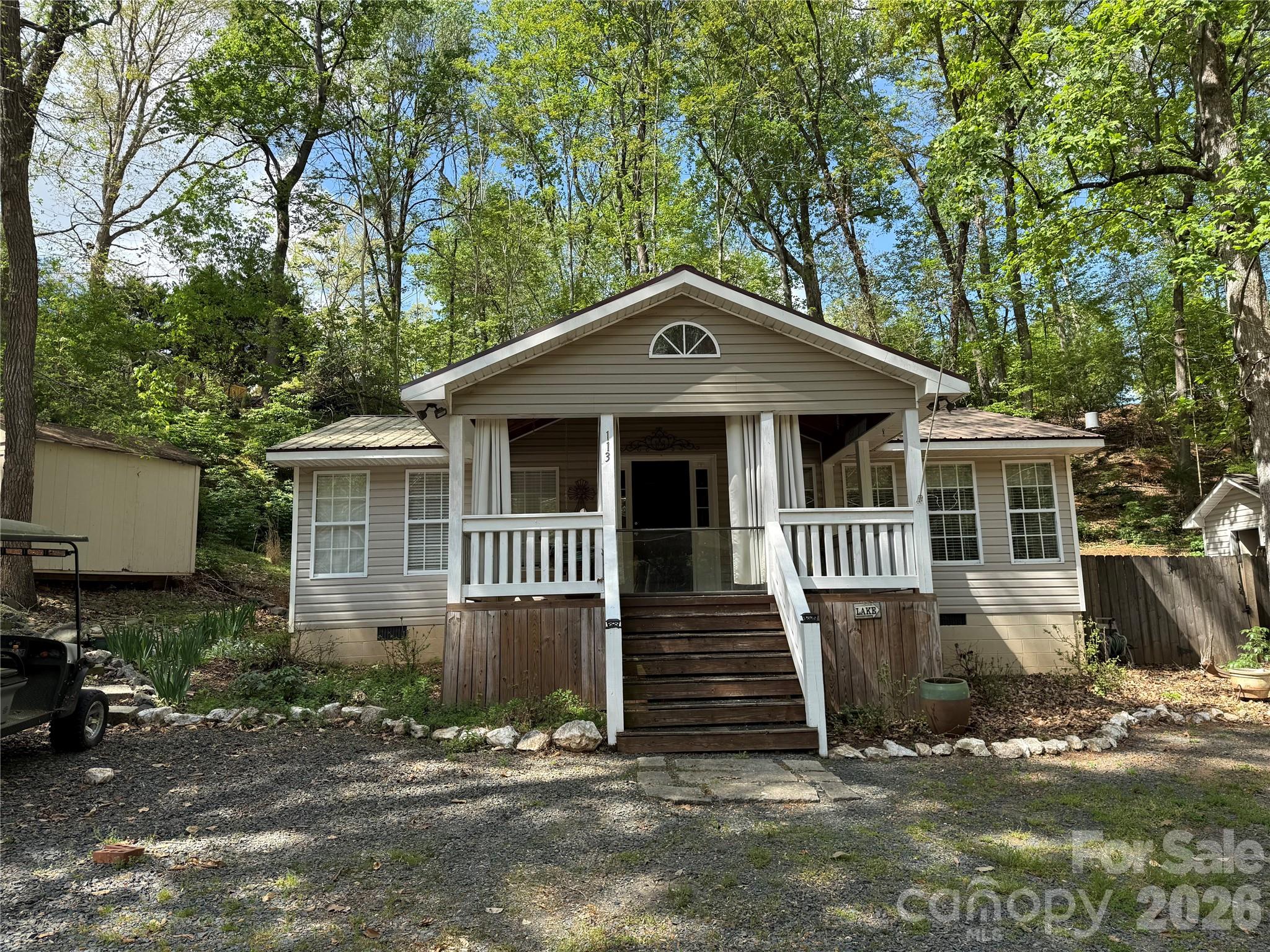113/115 Indian Harbor Circle