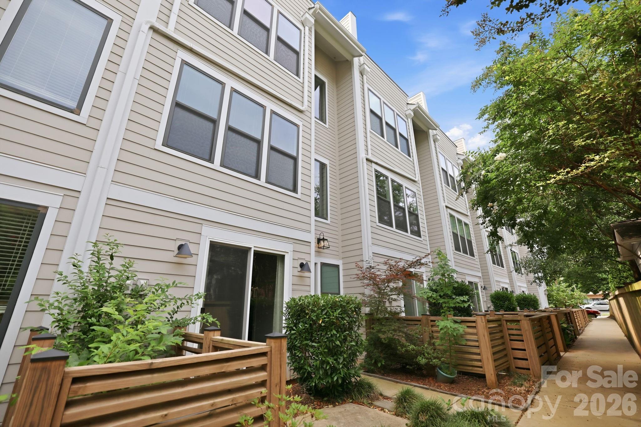 1207 36th Street