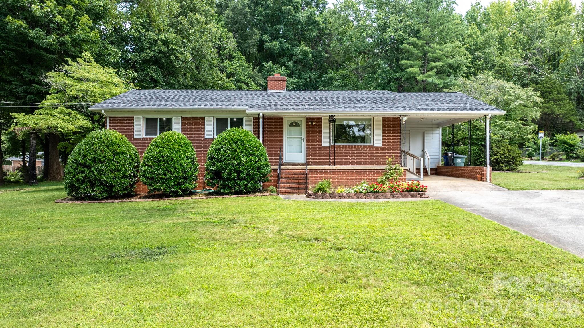 704 4th Street