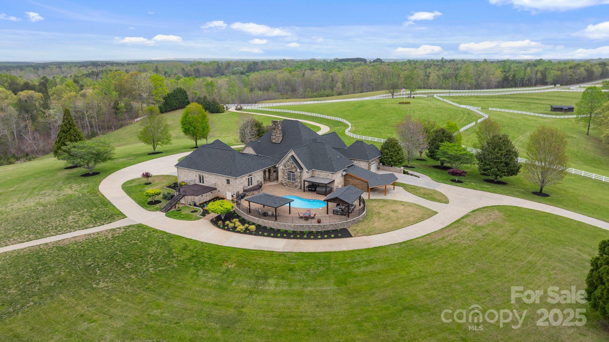 265 Phillip Henderson Road property