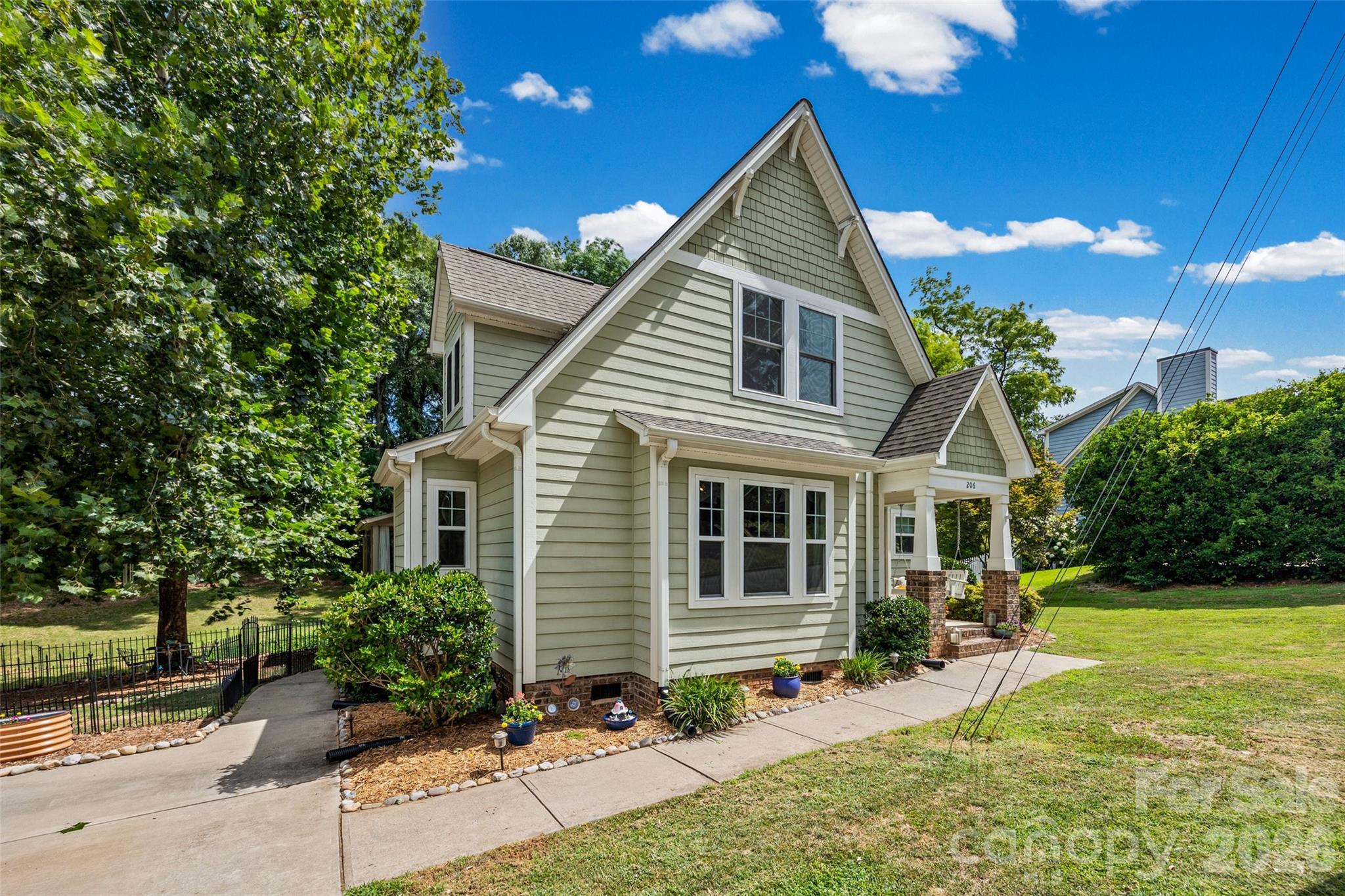 206 Woodrow Avenue, Belmont