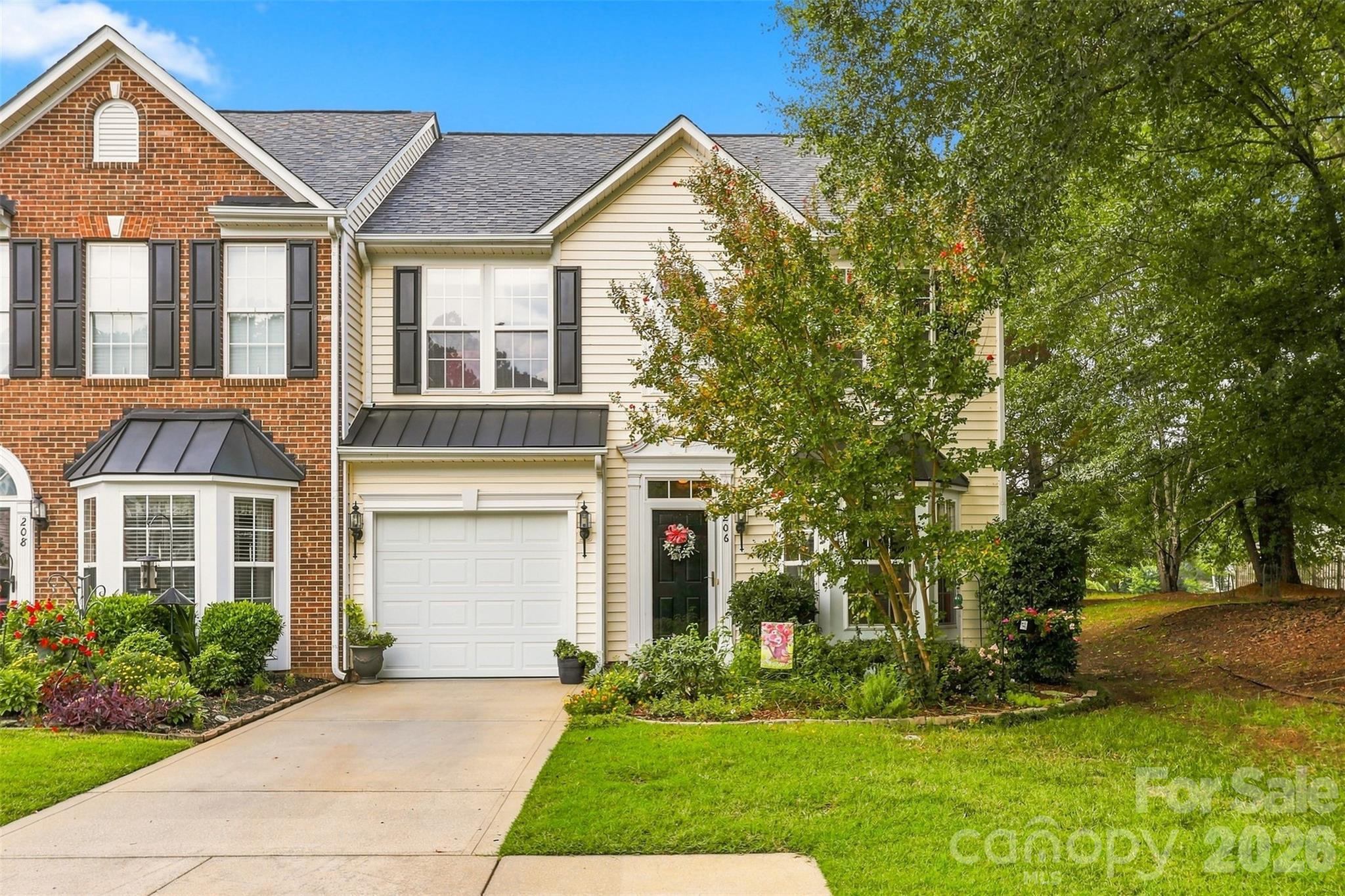 206 Horizon Circle