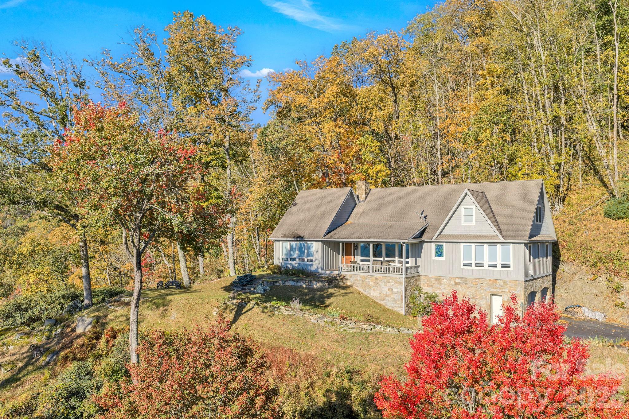 933 Thunder Ridge Lane, Lenoir