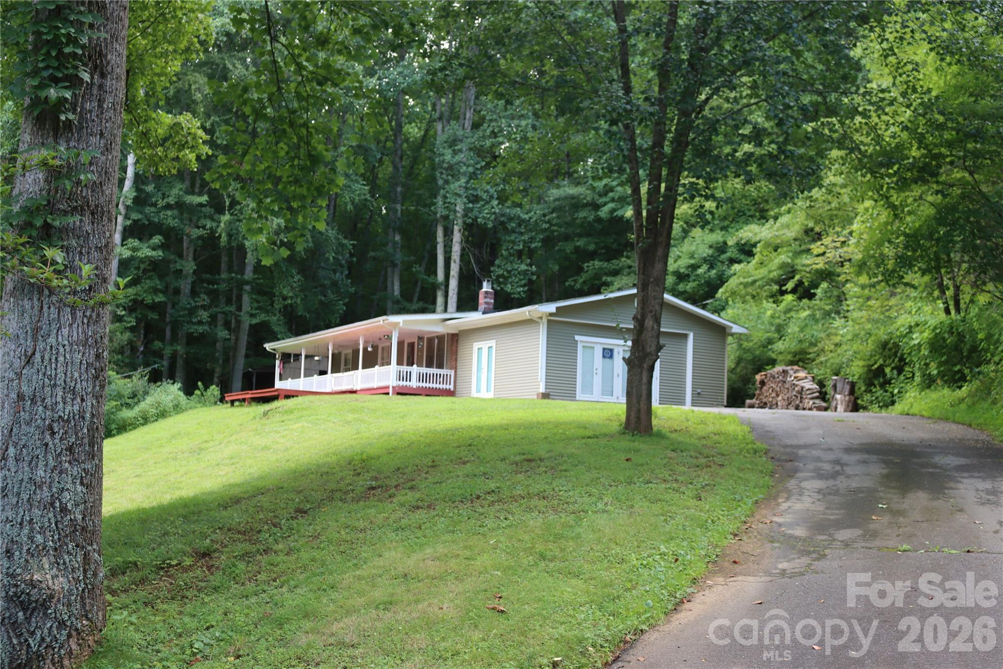 9 Wooded Valley Lane