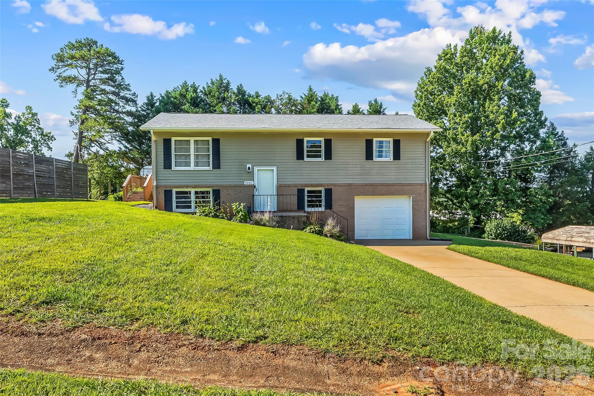 4405 Landing Court