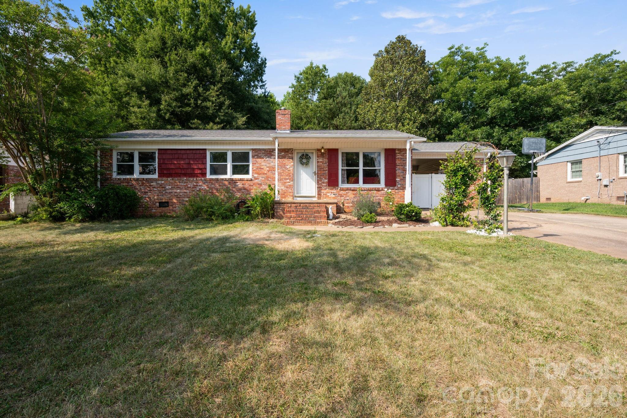 203 Kenwood Drive