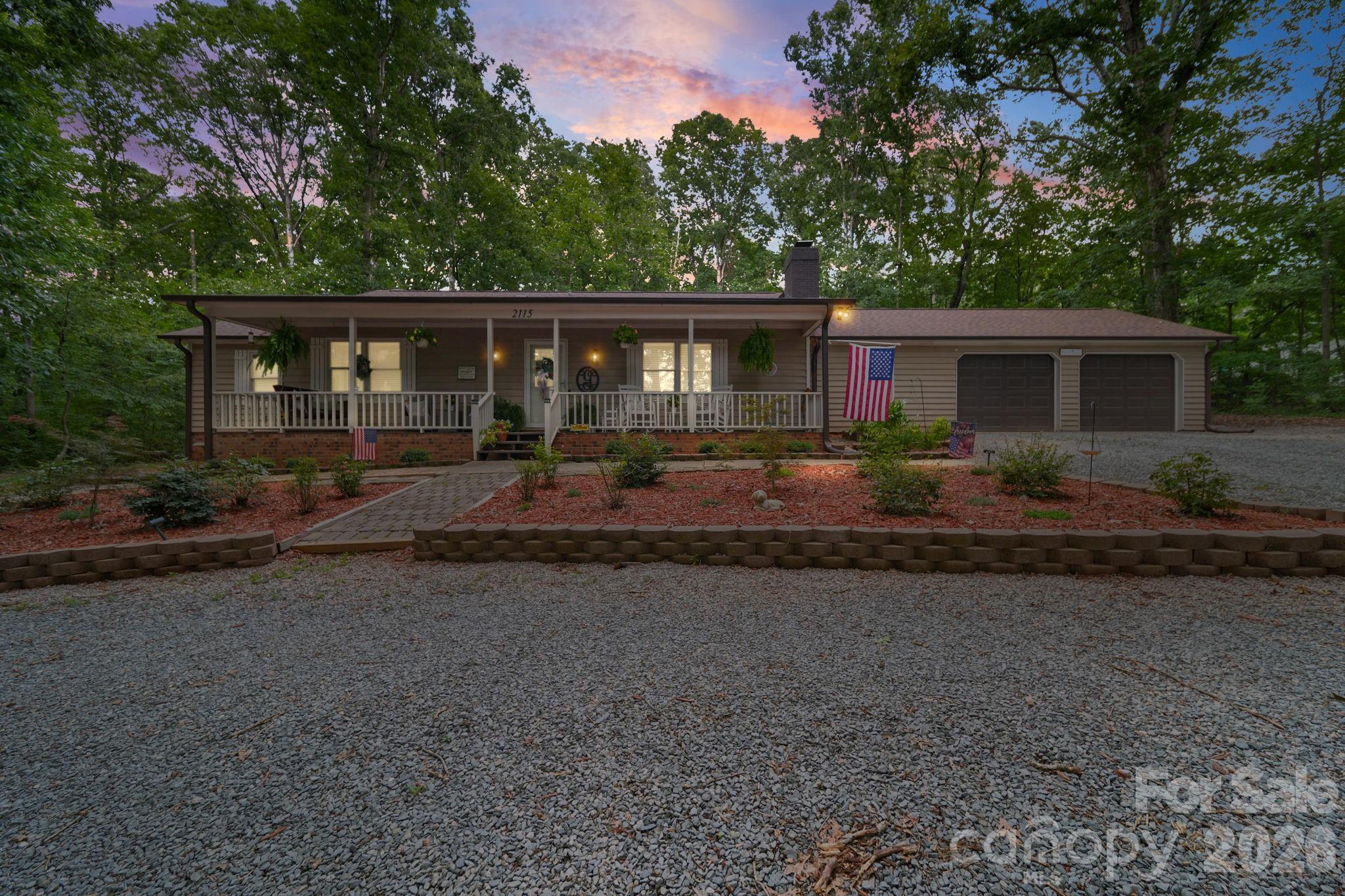 2115 Acorn Lane