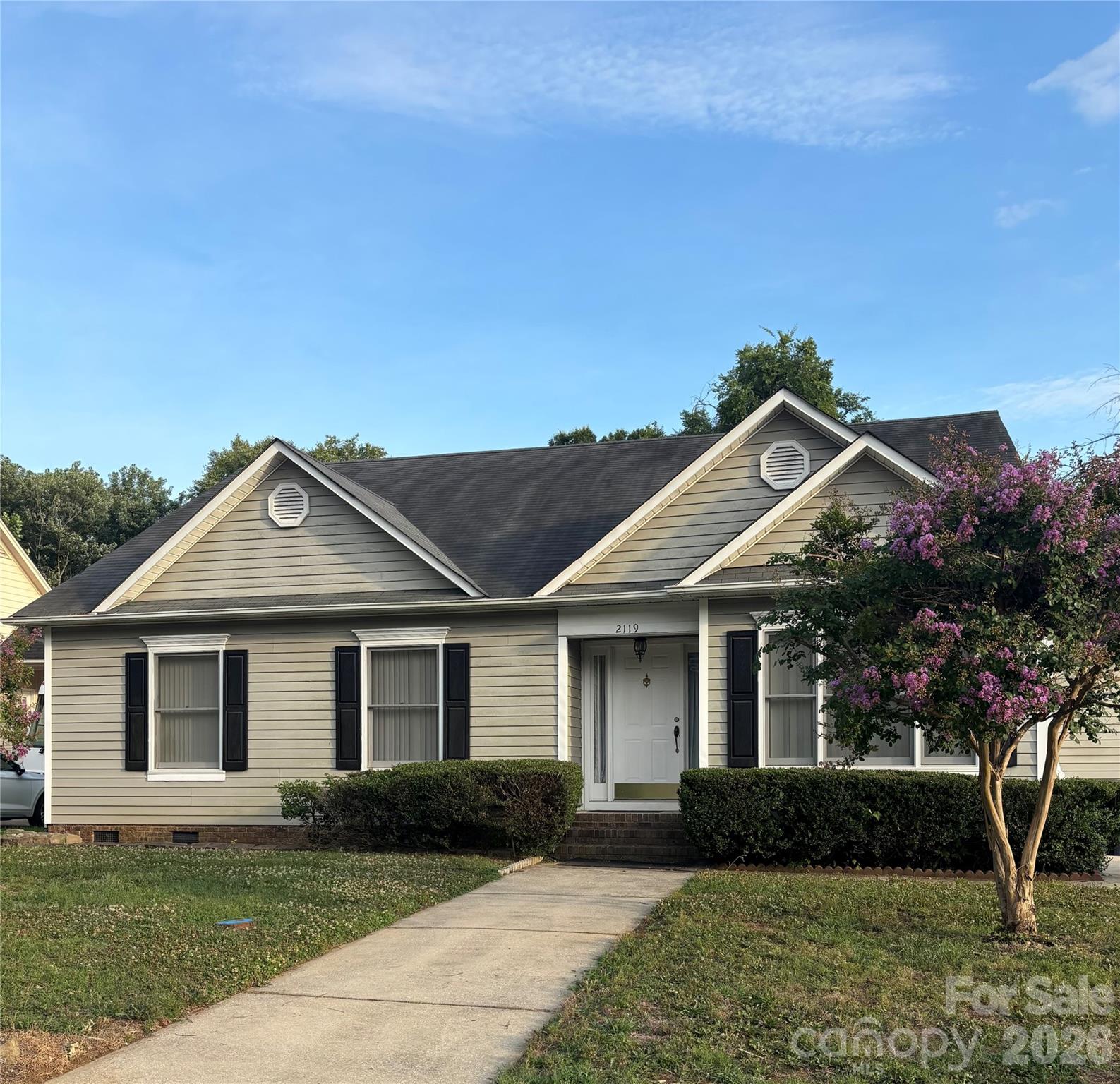2119 Summers Glen