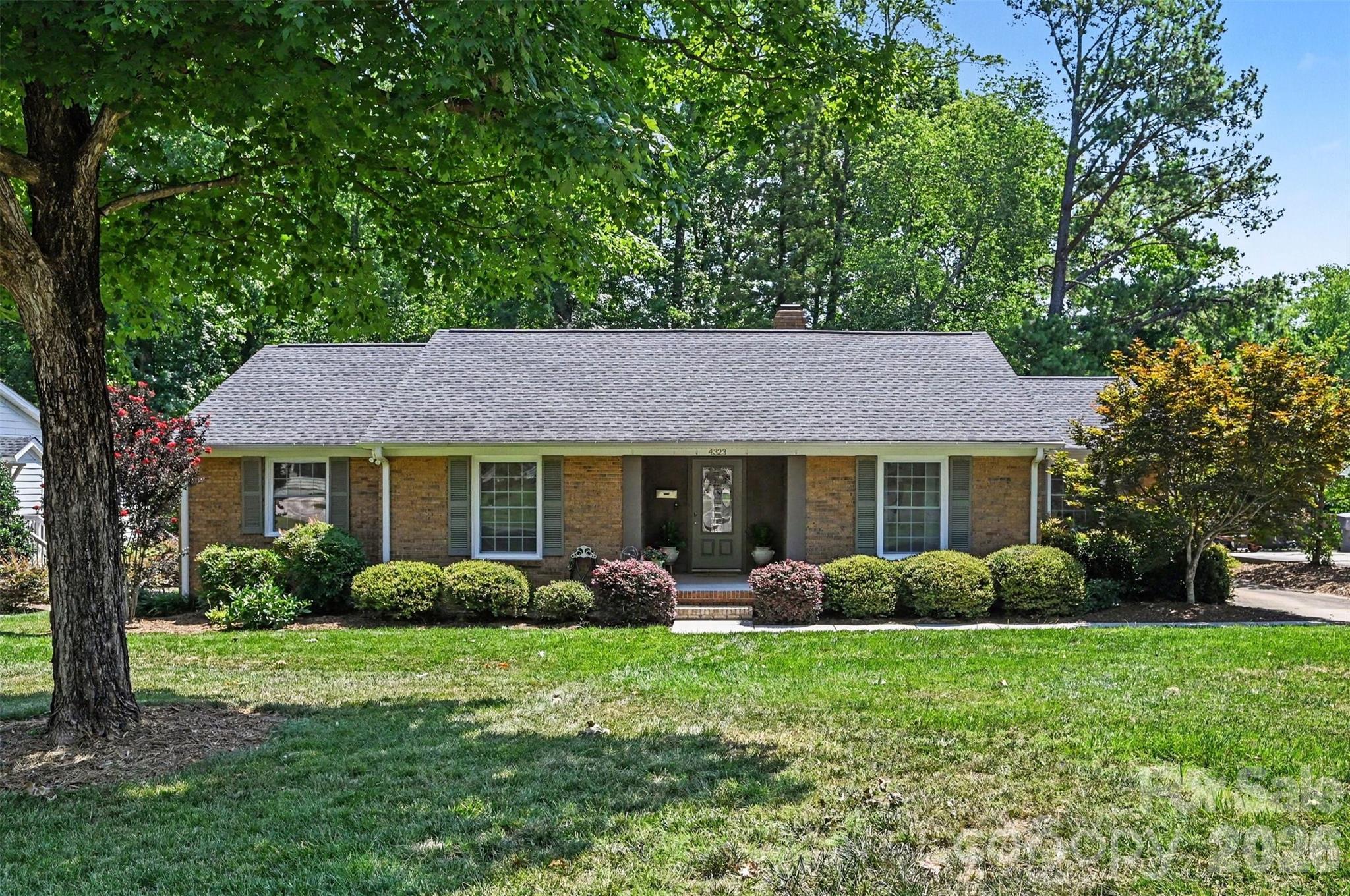 4323 Emory Lane
