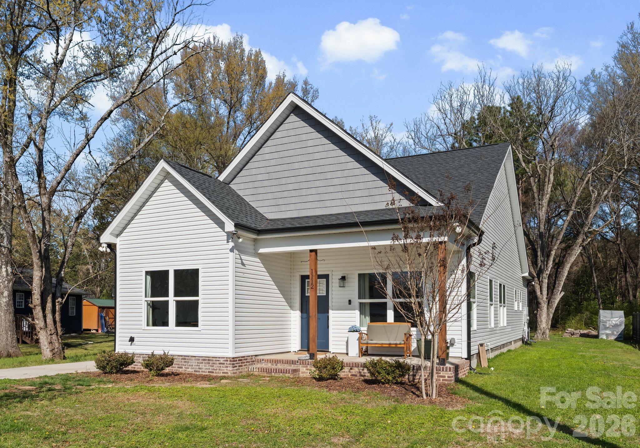 1112 Crawford Road