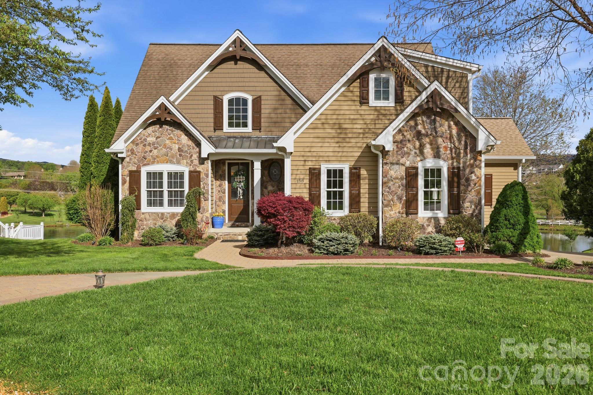 138 Turnberry Court