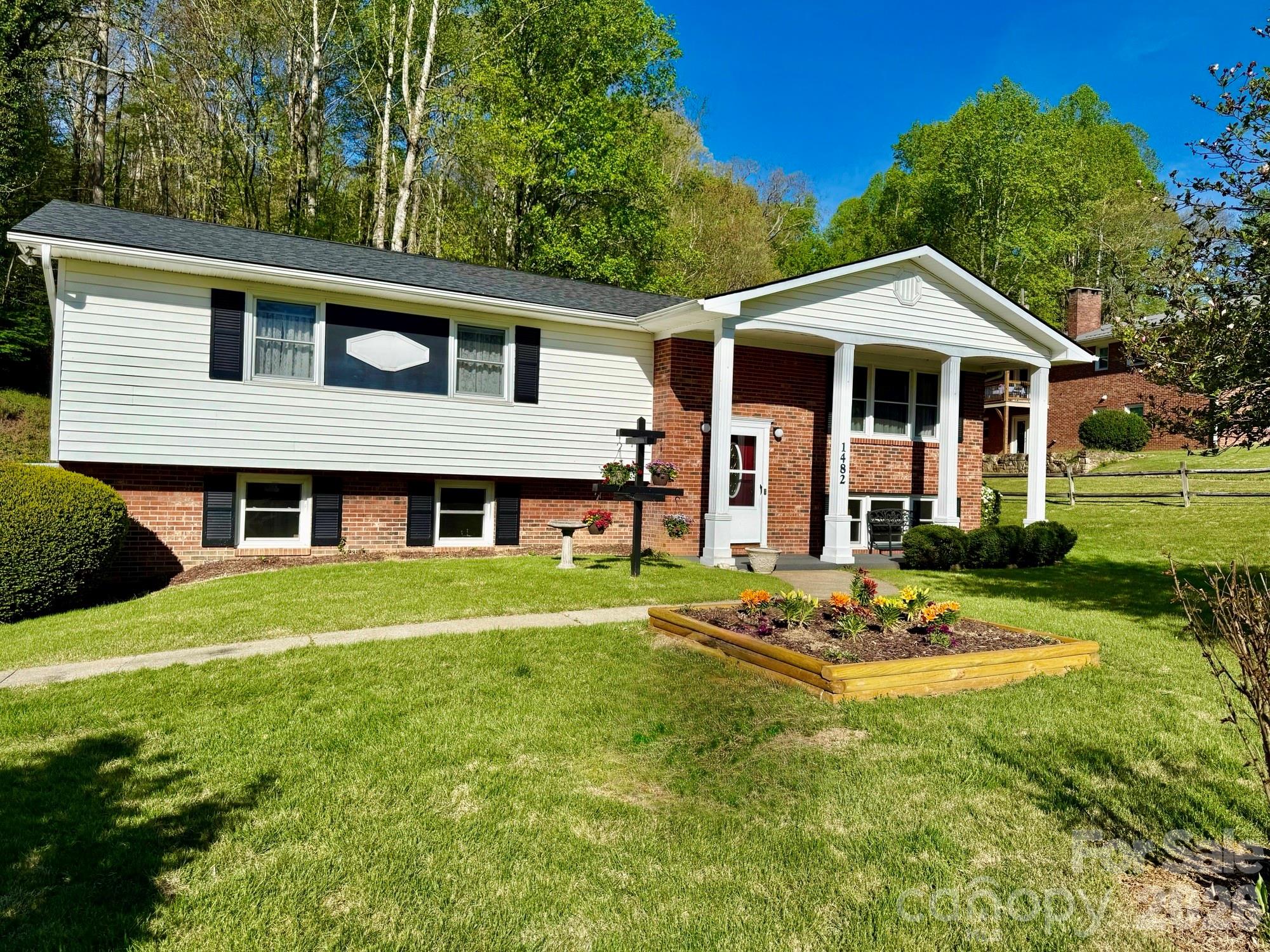 1482 Island Ford Road, Brevard