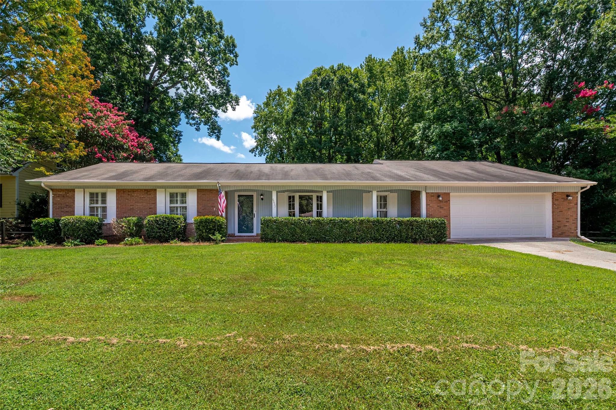 6637 Old Post Road