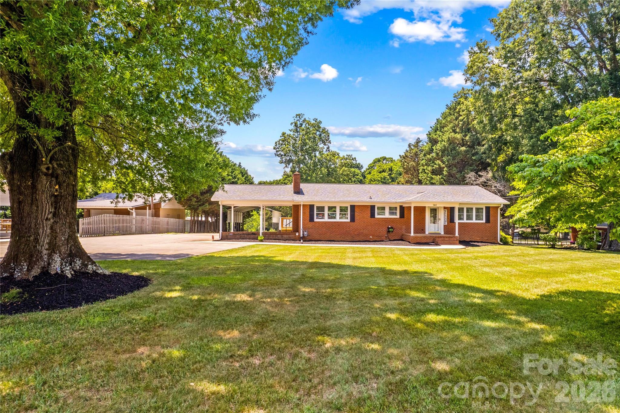 946 Shearers Road