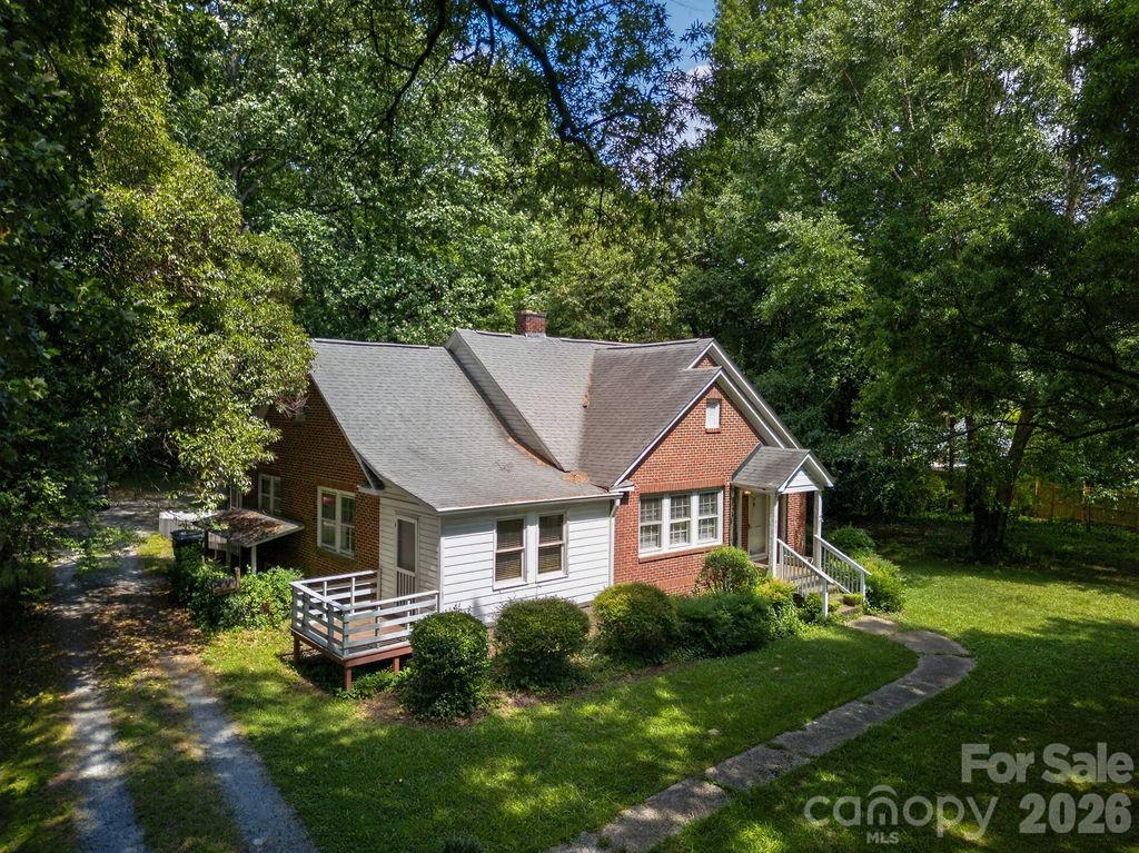 1822 Sugar Creek Road