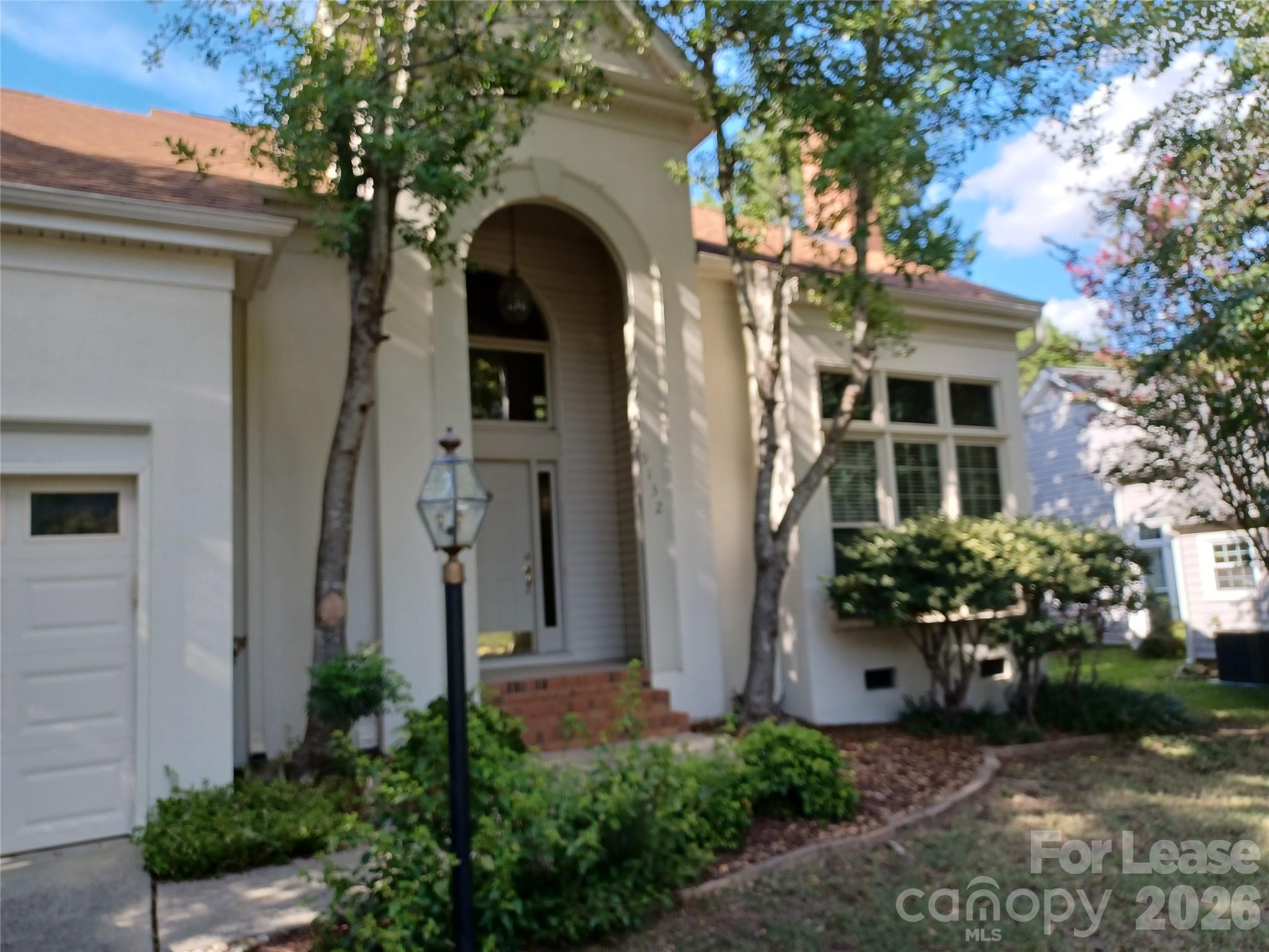 9132 Orchard Lane