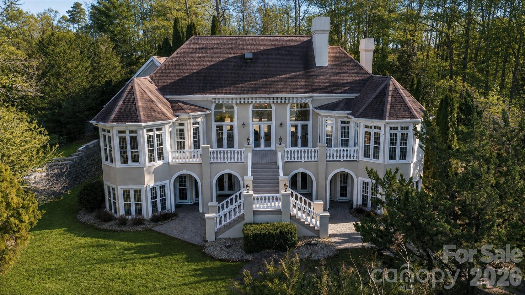 705 Lake Club Drive