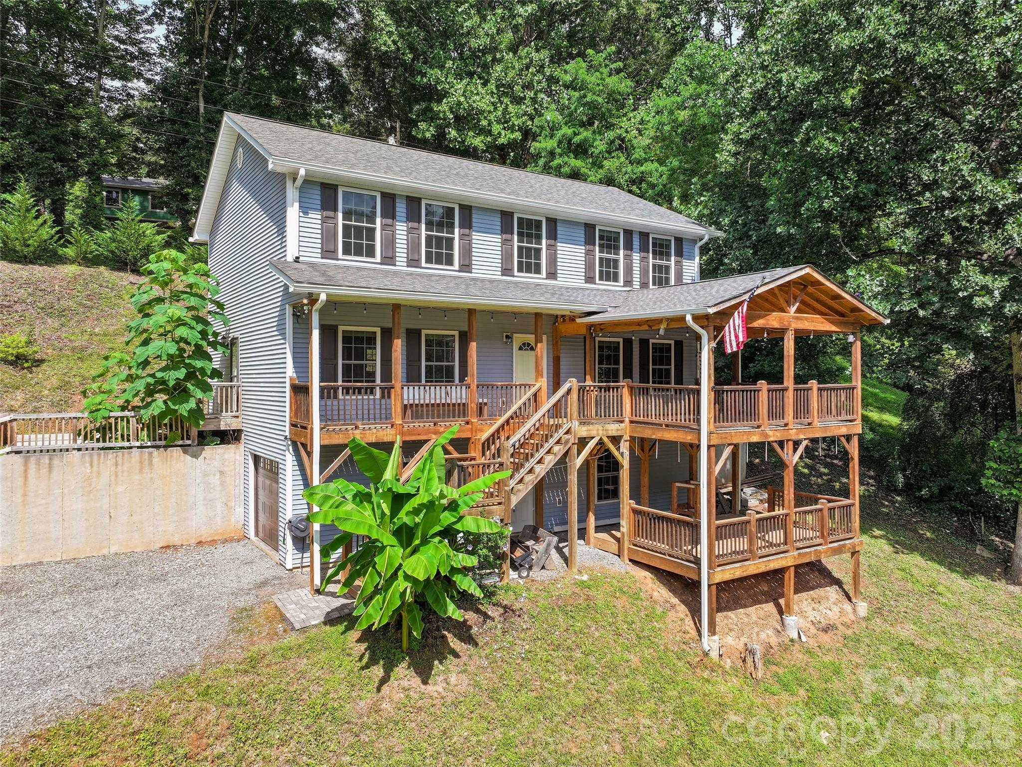 133 Shadow Oak Lane