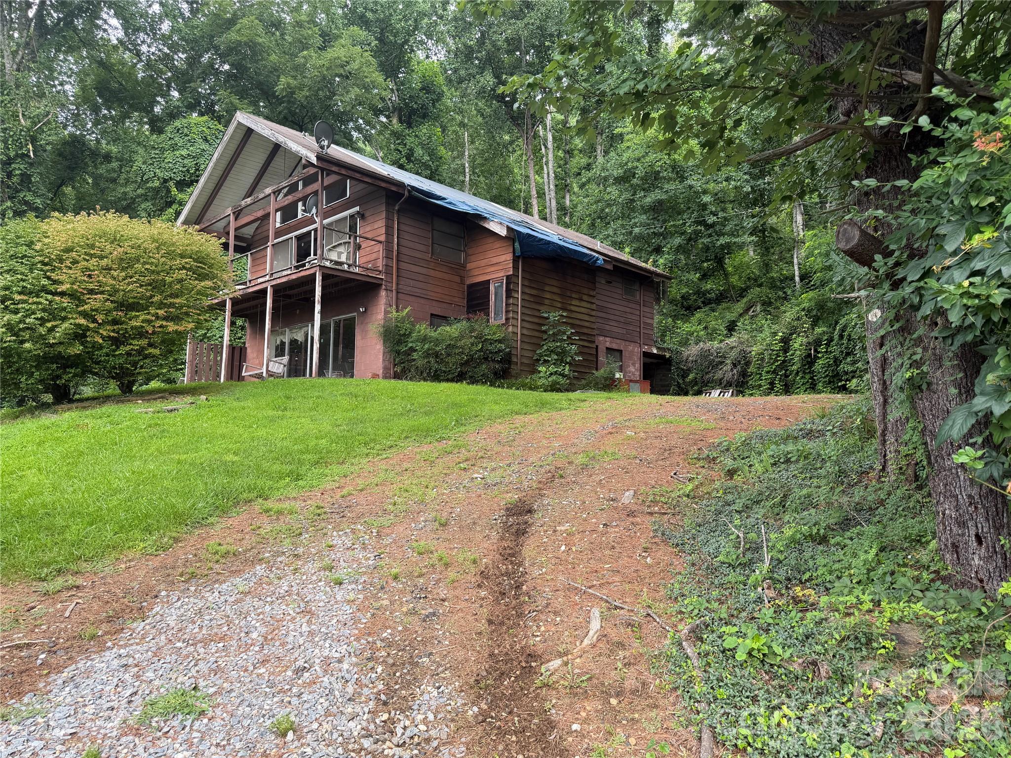 4897 Hwy 226 Highway