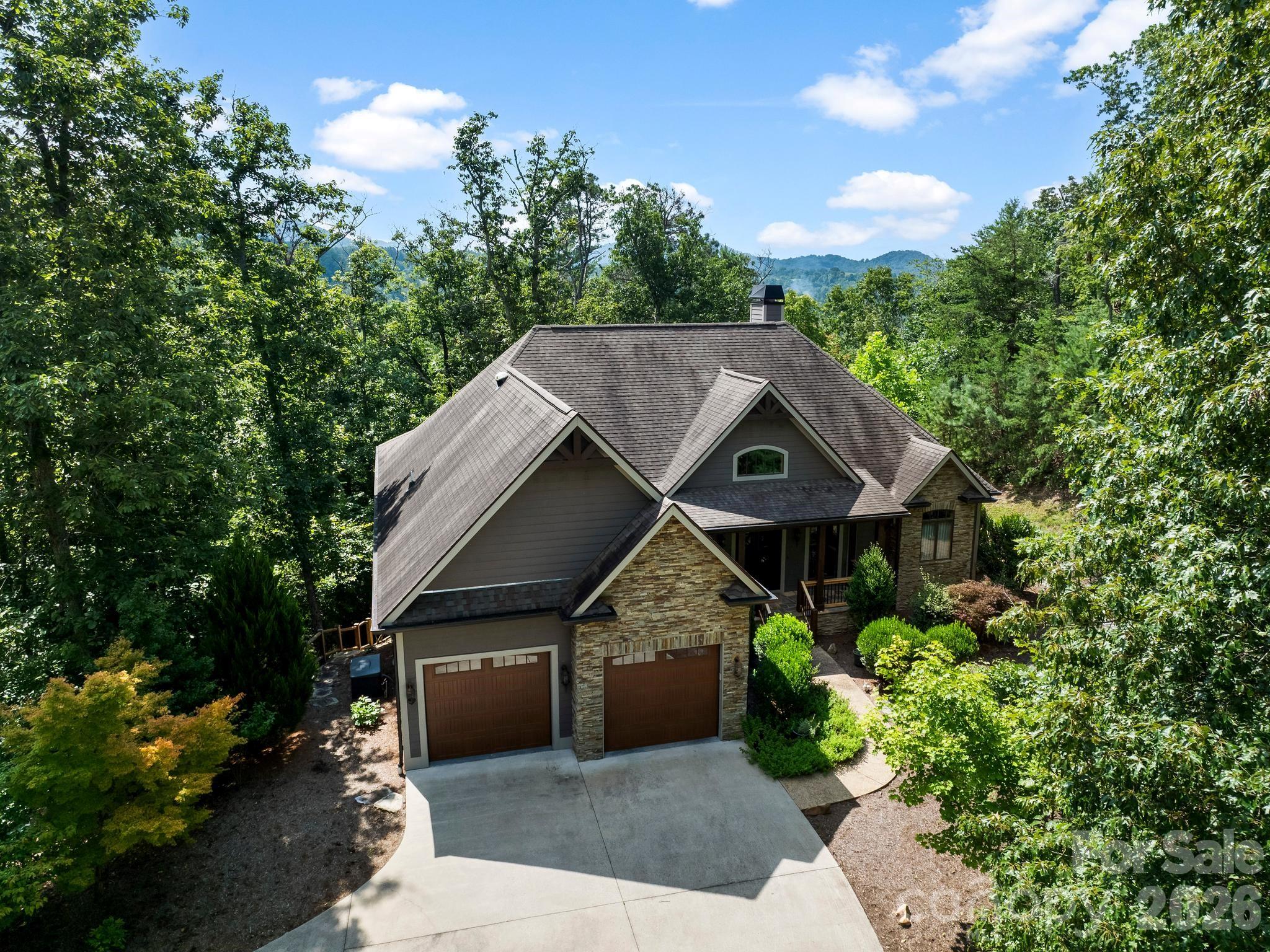 600 White Water Way