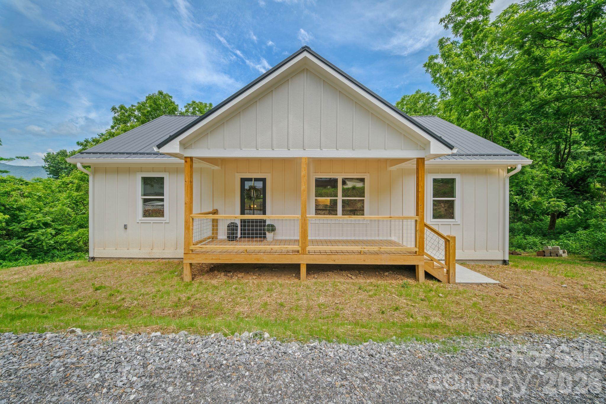 311 Farley Street, Waynesville