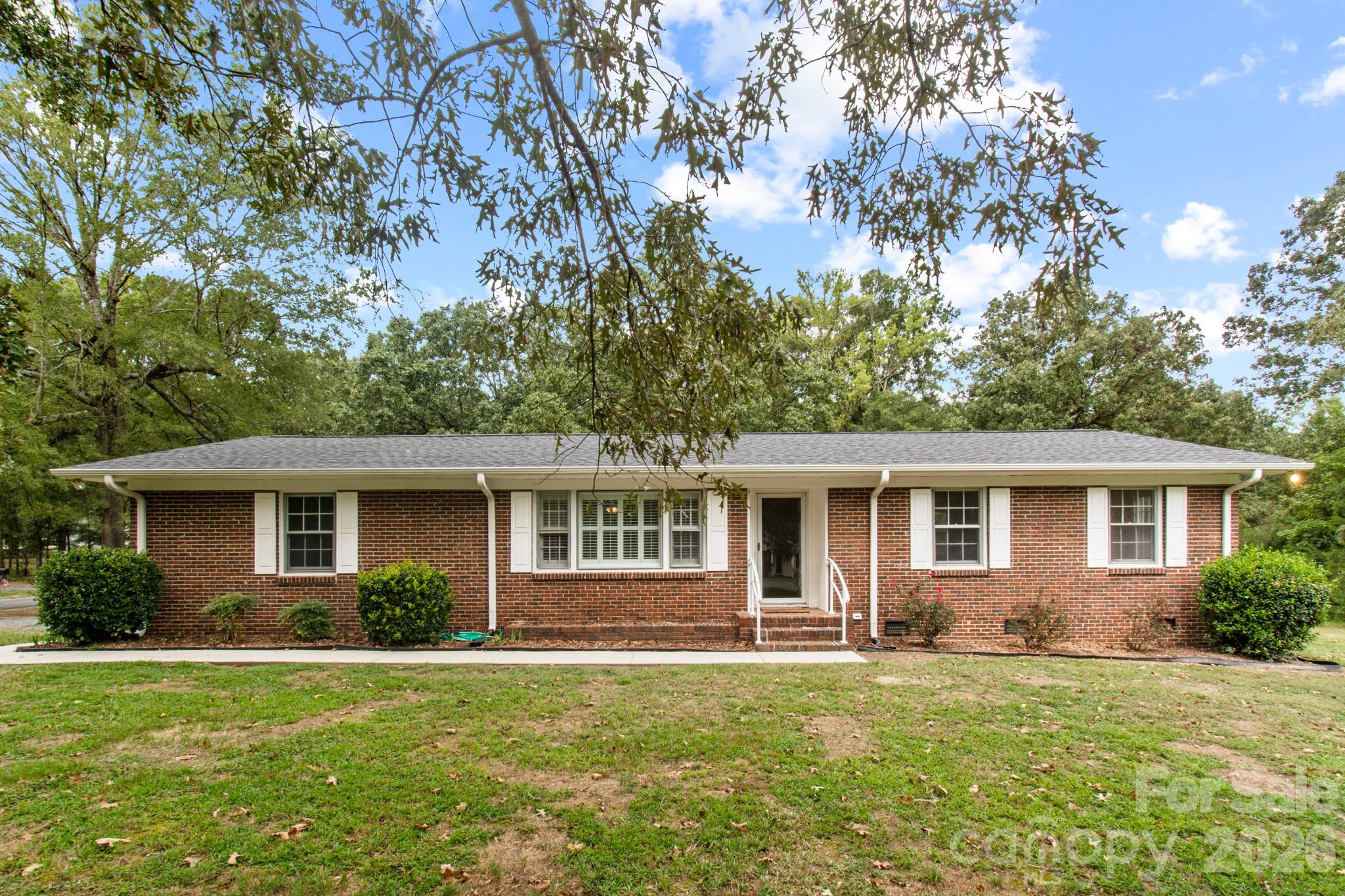 1012 Forest Drive