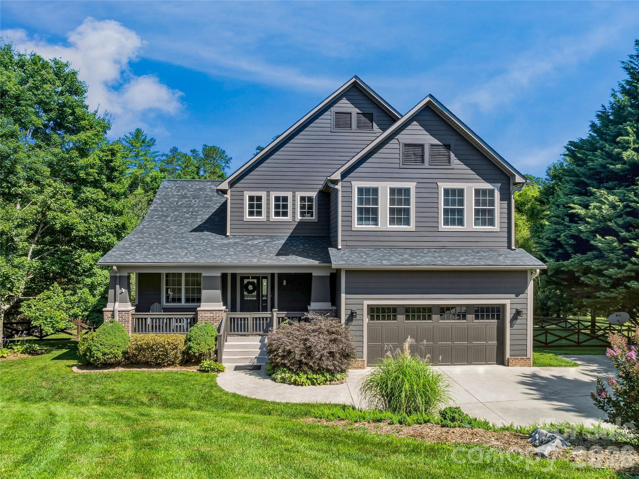 8 Old Farm House Road