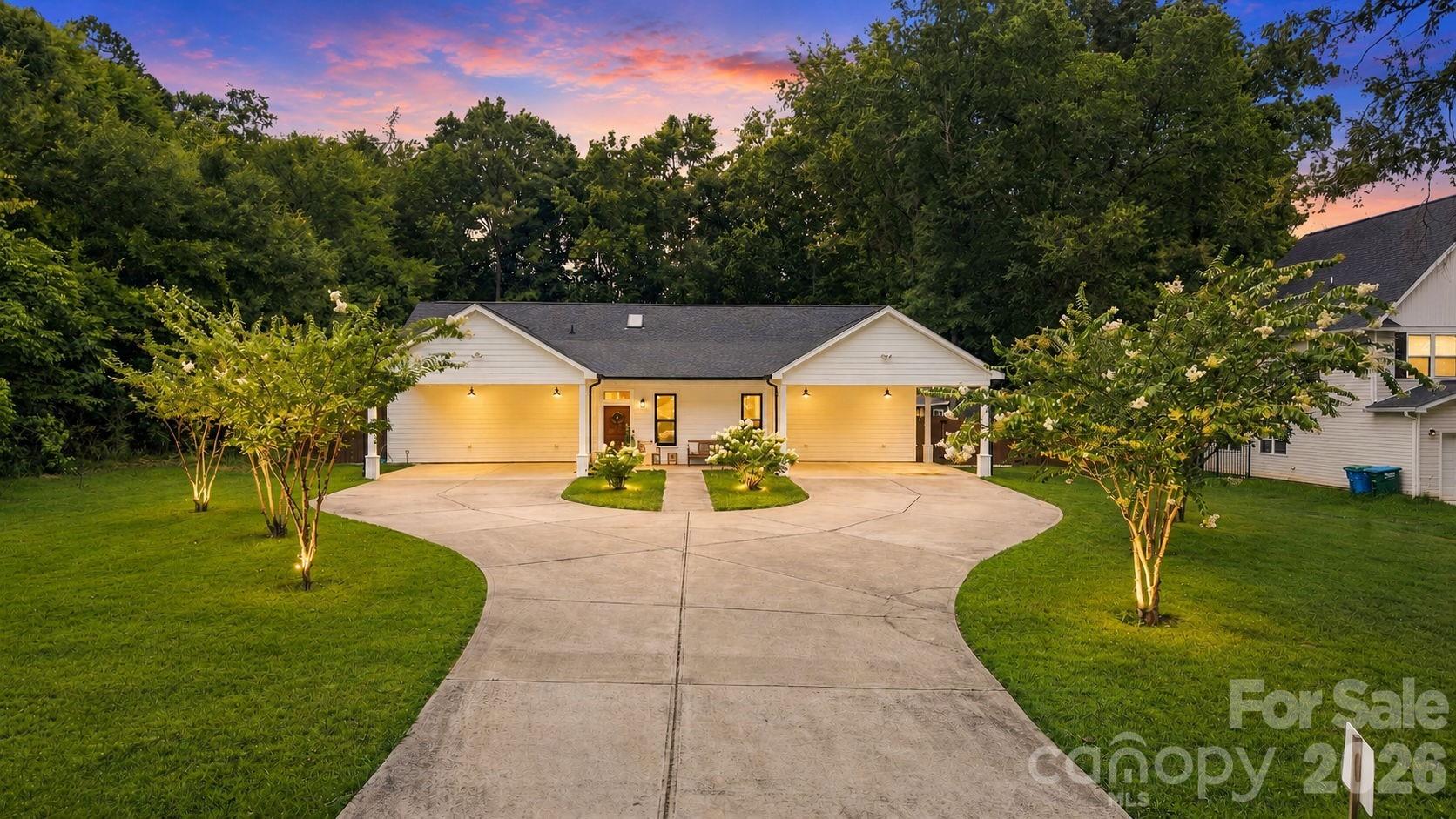 4515 Lindsay Lane
