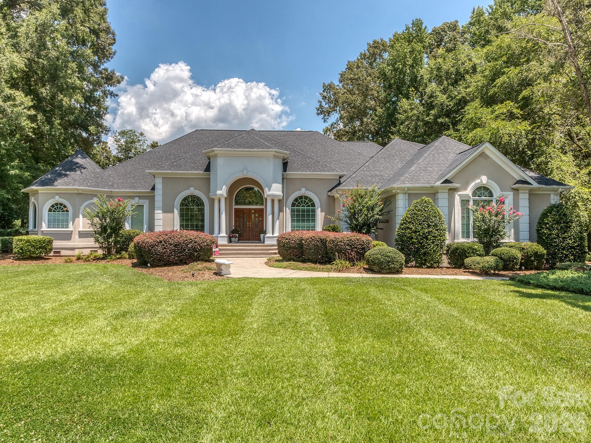1733 White Pond Lane