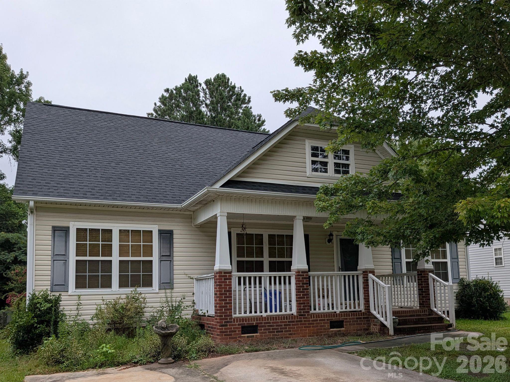 2030 Mallard Creek Drive