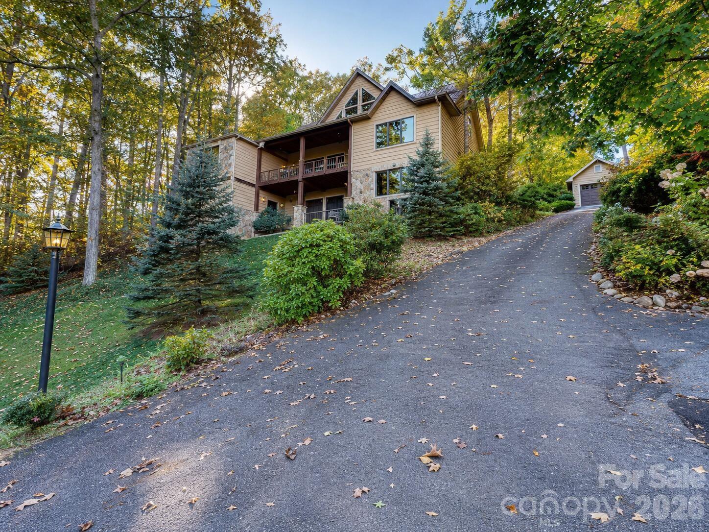 811 Hemlock Drive