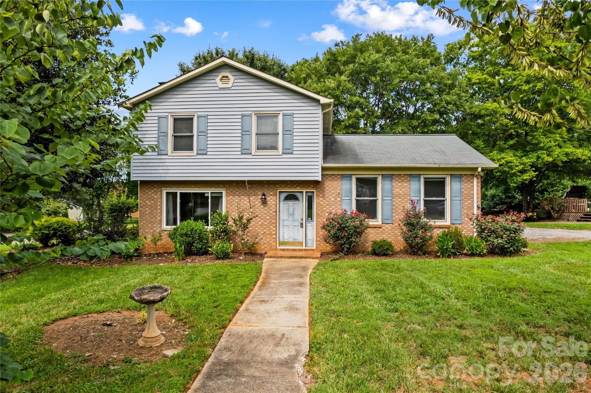 603 Colonial Drive
