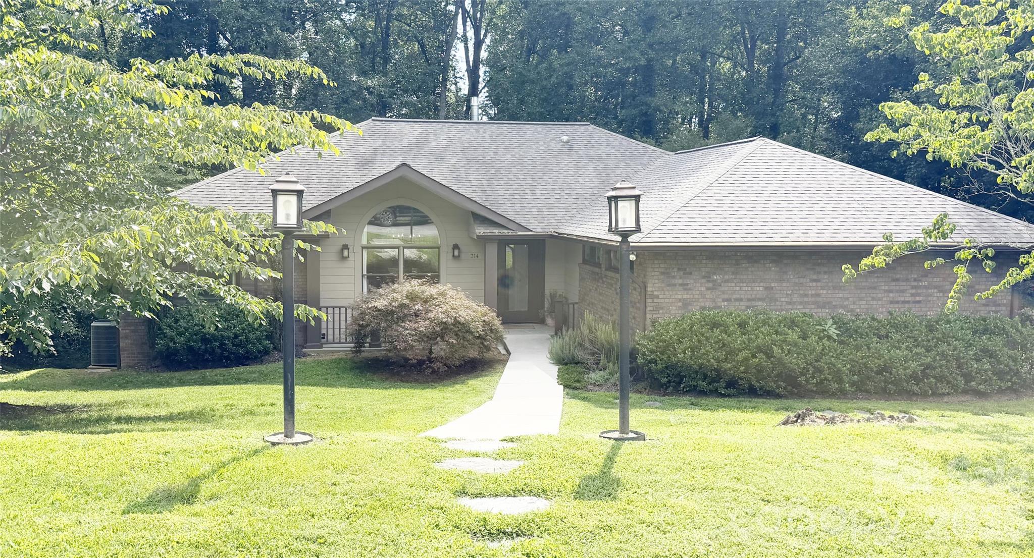 714 Hopewell Road