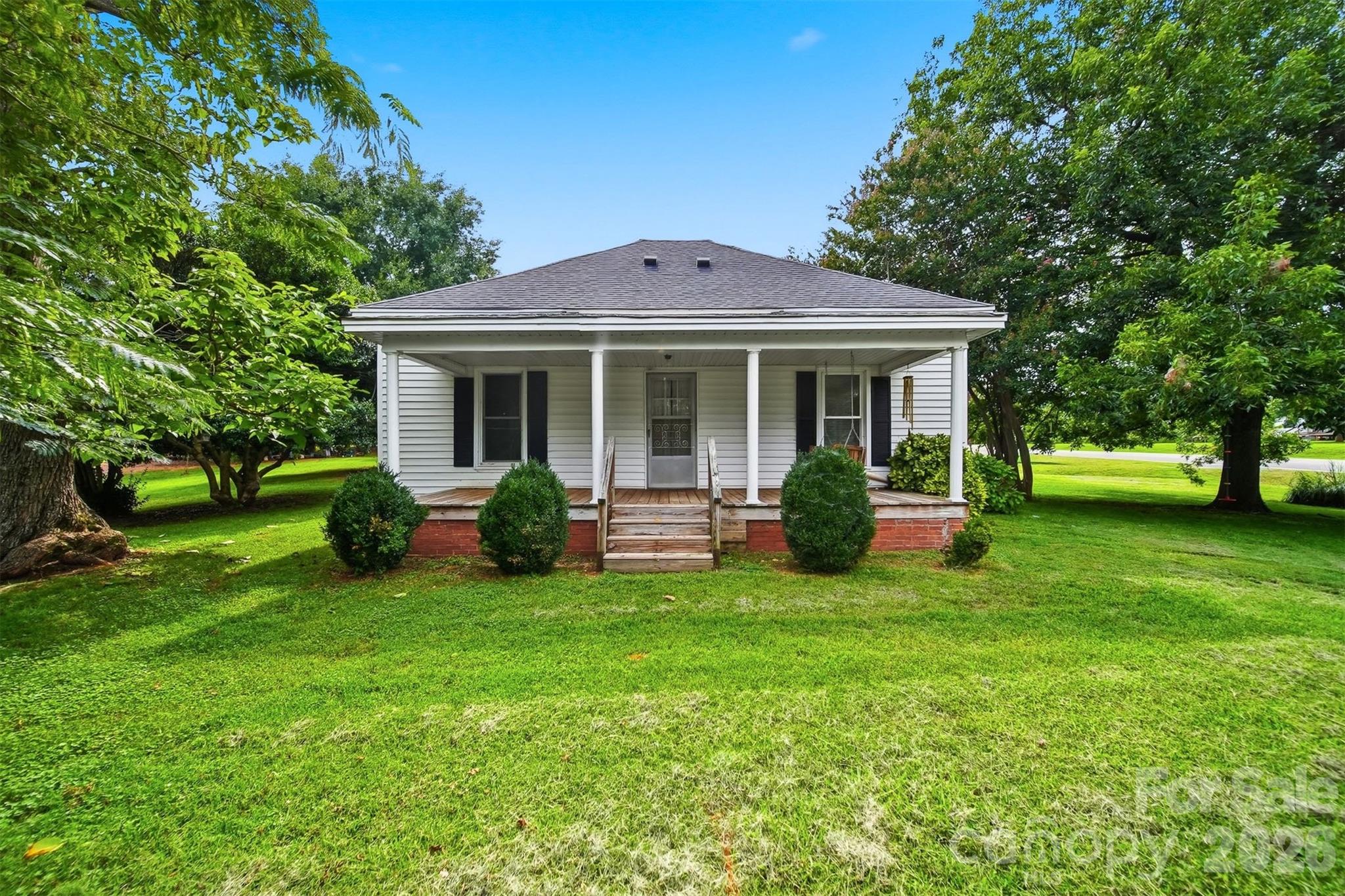 1289 Davis Road