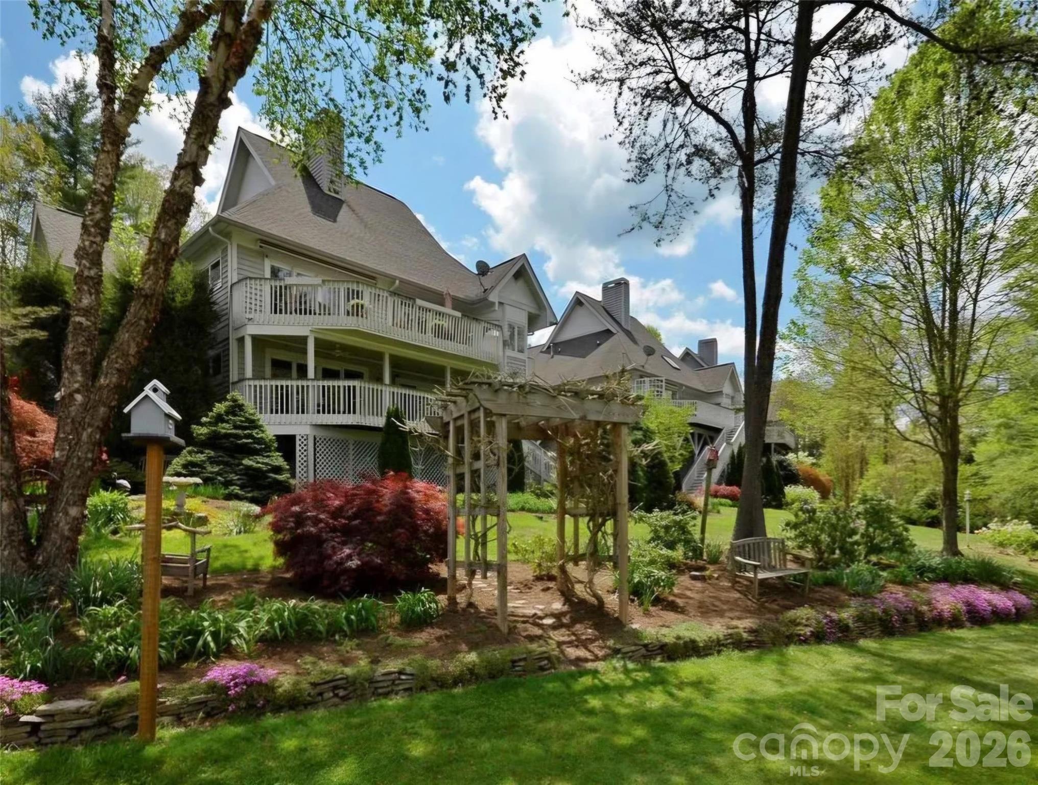 38 Highland Pointe Drive, Weaverville