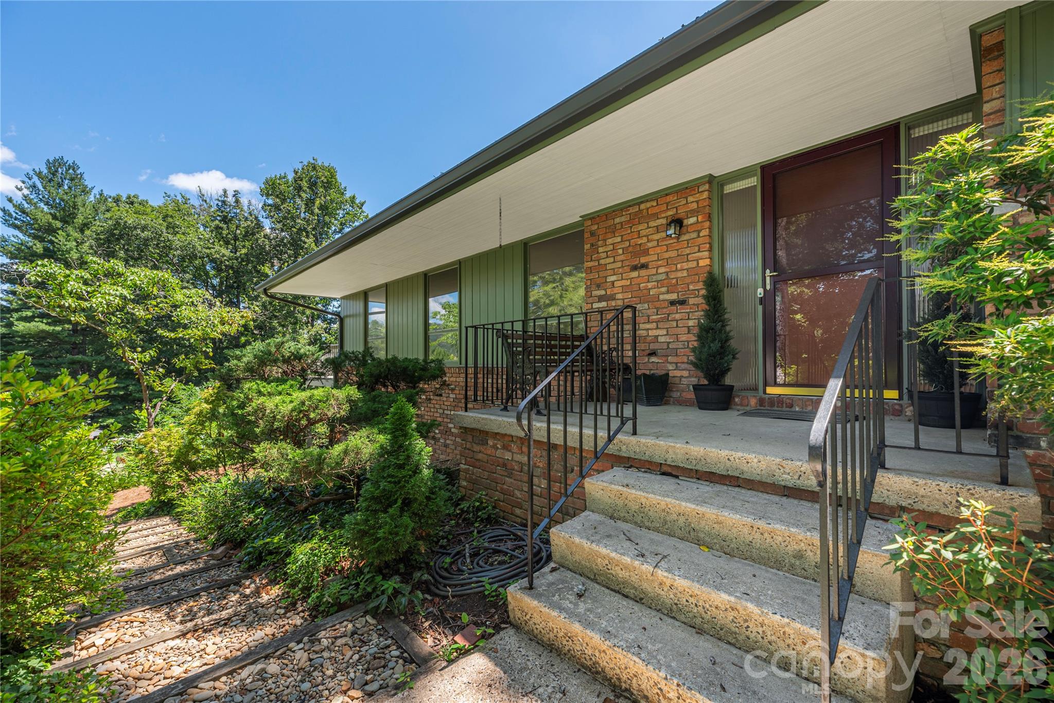 38 Forest View Drive property