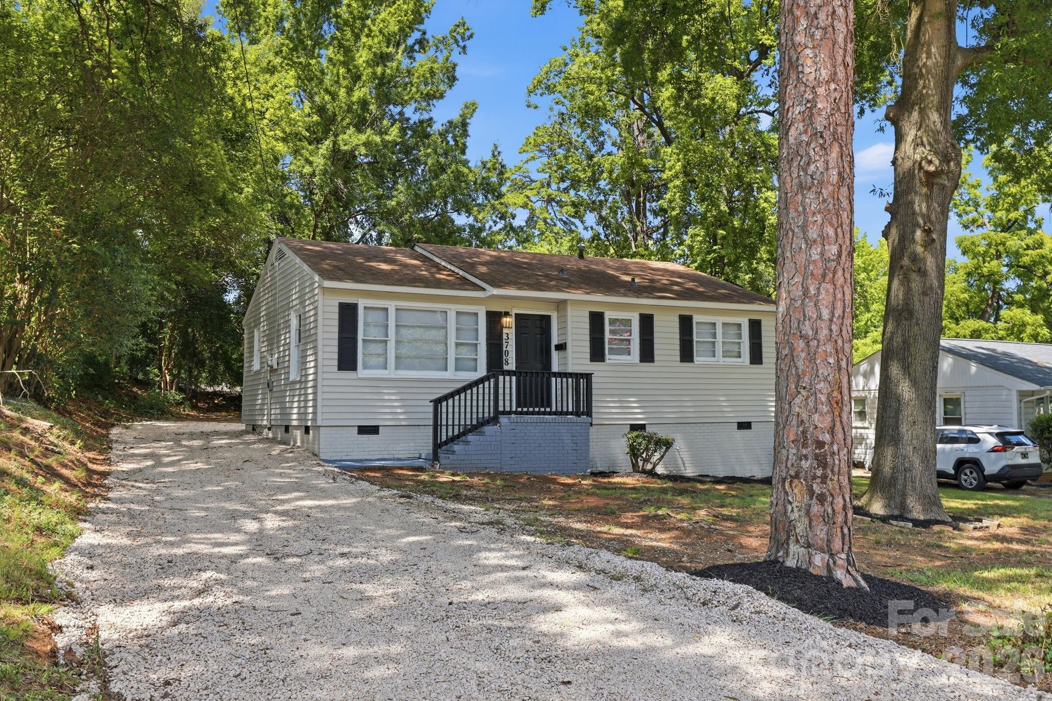 3708 Carlyle Drive